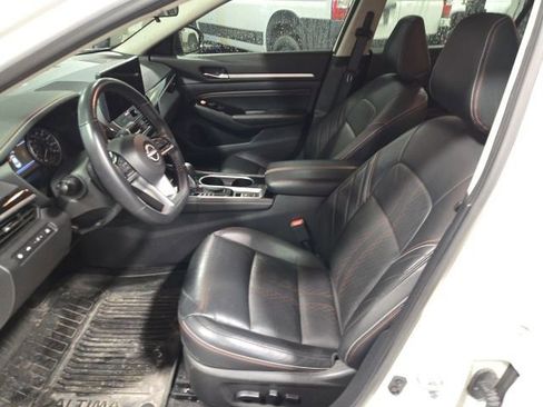 Used 2023 Nissan Altima 2.0 SR image 14
