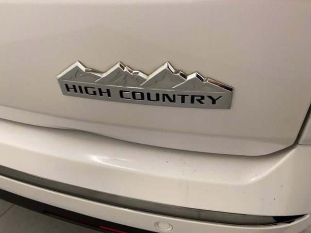 Used 2018 Chevrolet Traverse High Country AWD/4WD image 36