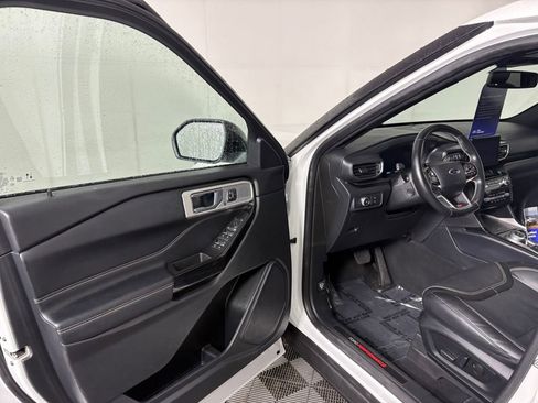 Certified 2021 Ford Explorer ST w/ Equipment Group 401A image 12