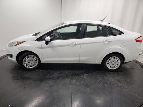 Used 2016 Ford Fiesta S image 4