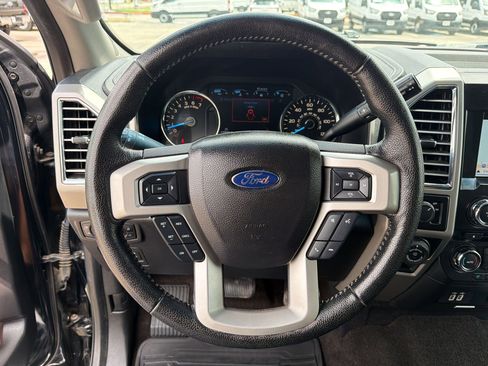 Used 2016 Ford F150 Lariat w/ Trailer Tow Package RWD image 16