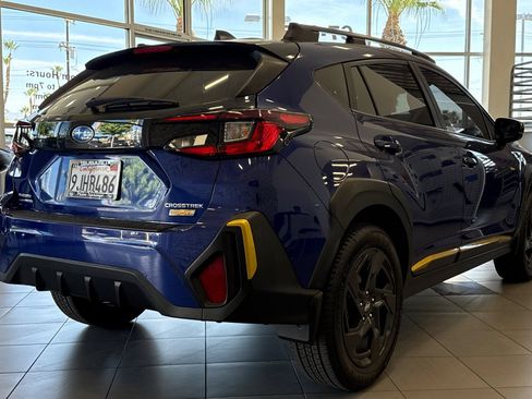 Used 2024 Subaru Crosstrek 2.5i Sport w/ Crosstrek Mirror Package AWD/4WD image 5