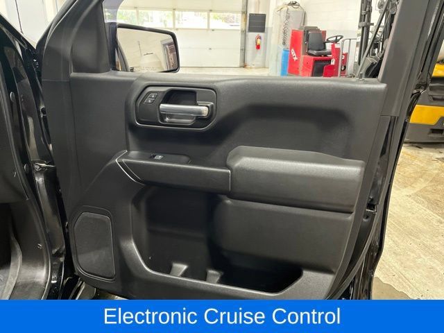 Used 2019 Chevrolet Silverado 1500 Custom Trail Boss w/ Custom Convenience Package AWD/4WD image 29