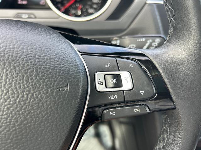 Used 2020 Volkswagen Tiguan SE w/ Panoramic Sunroof Package AWD/4WD image 24