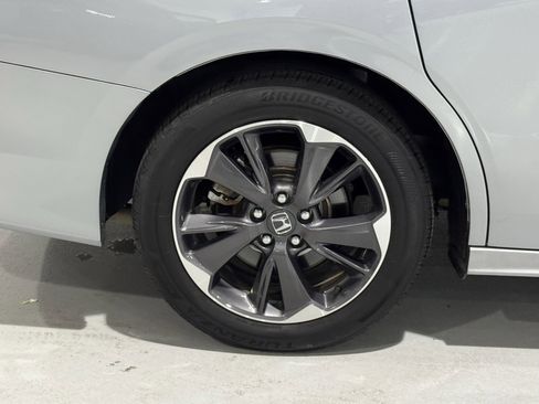 Used 2023 Honda Odyssey Elite image 43