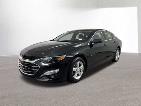 Used 2022 Chevrolet Malibu LS image 23