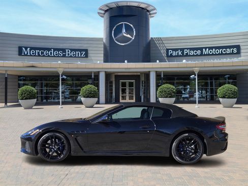 Used 2019 Maserati GranTurismo MC image 3