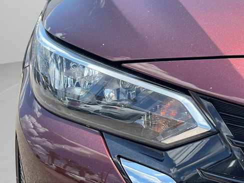 Used 2024 Nissan Sentra SV FWD image 22
