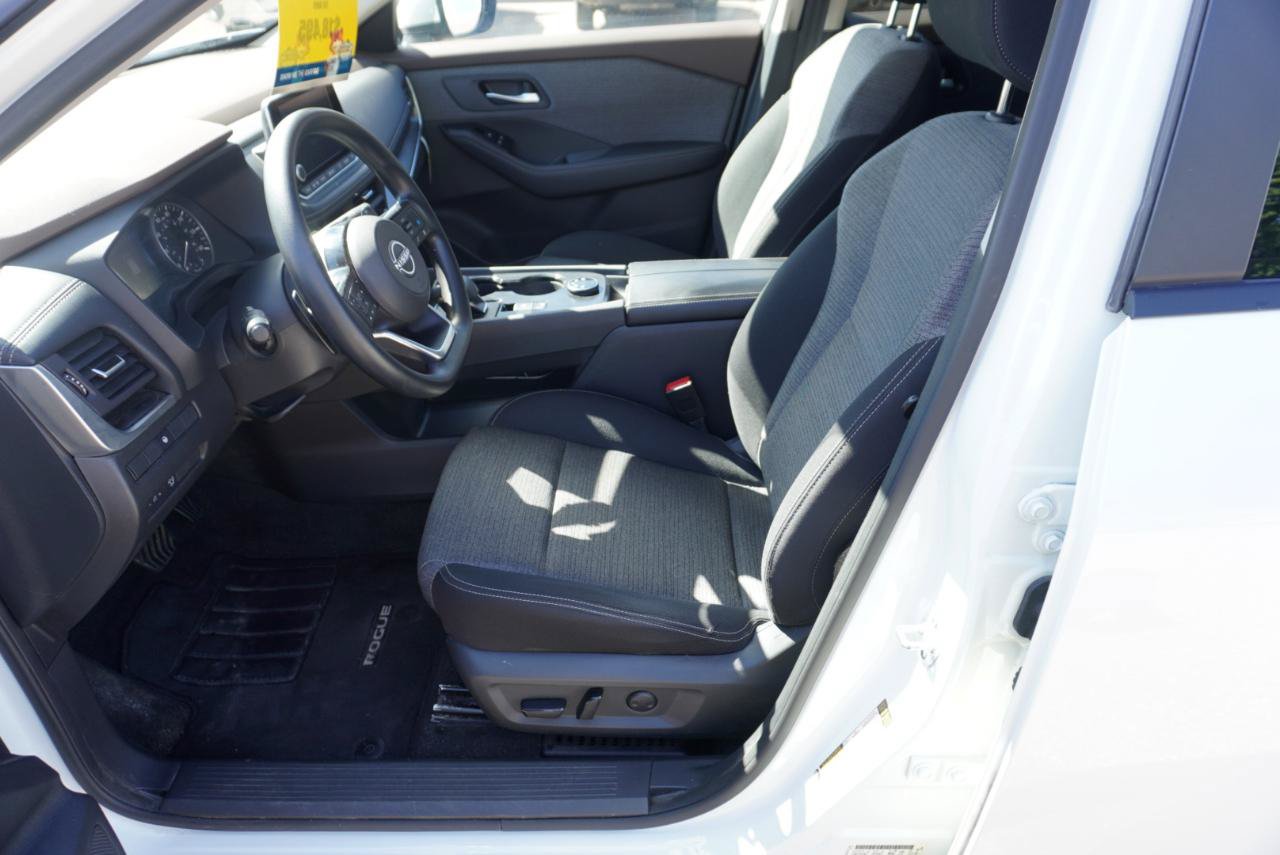 Used 2023 Nissan Rogue SV AWD/4WD image 17