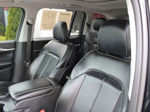 Used 2023 Jeep Grand Cherokee 4WD 4xe w/ Luxury Tech Group II image 35