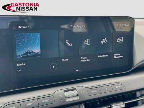 Used 2025 Kia K4 FWD image 19