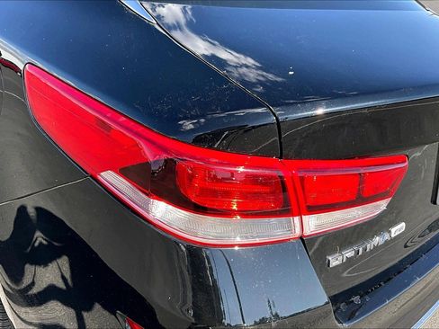Used 2019 Kia Optima LX FWD image 27