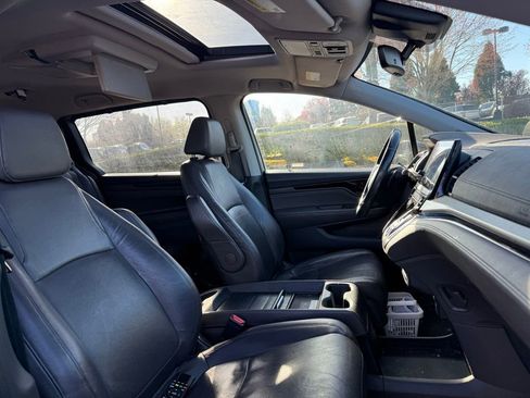 Used 2018 Honda Odyssey Elite image 24
