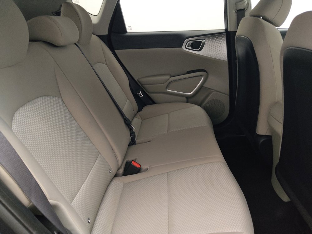 Used 2022 Kia Soul LX FWD image 19