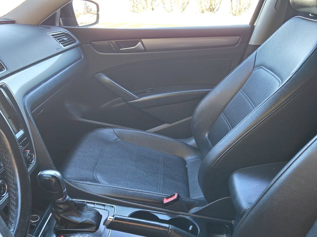 Used 2014 Volkswagen Passat 2.5 S FWD image 13