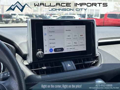 Used 2023 Toyota RAV4 LE FWD image 22