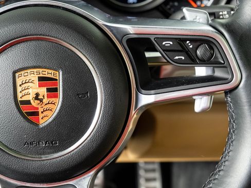 Used 2017 Porsche Cayenne S AWD/4WD image 11