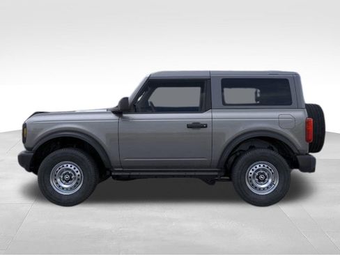 New 2026 Ford Bronco 2-Door AWD/4WD image 3