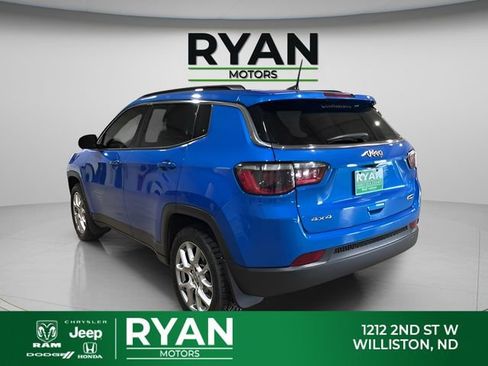 Used 2022 Jeep Compass Latitude image 7