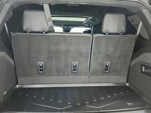 Used 2023 Cadillac Escalade V AWD/4WD image 35