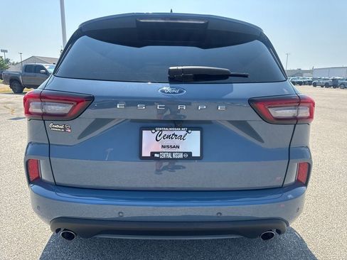 Used 2024 Ford Escape ST-Line w/ Tech Pack #1 FWD image 5