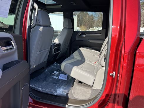 New 2026 GMC Sierra 1500 SLT w/ SLT Premium Plus Package image 14