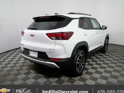 Certified 2025 Chevrolet TrailBlazer LT AWD/4WD image 26
