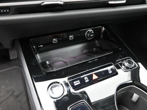 Used 2025 Audi A5 2.0T Premium Plus w/ Premium Plus AWD/4WD image 19