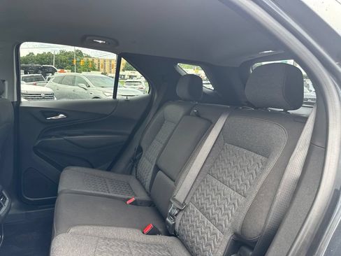 Used 2023 Chevrolet Equinox LT FWD image 22