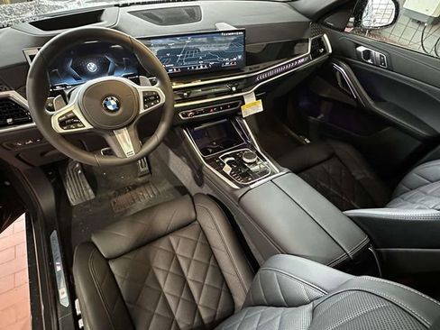 New 2026 BMW X6 xDrive40i w/ Climate Comfort Package image 10