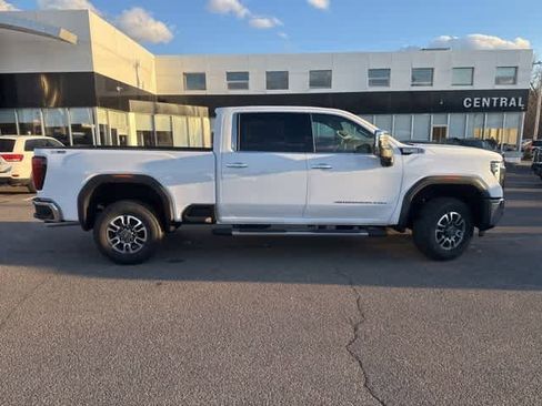 New 2026 GMC Sierra 2500 SLT w/ SLT Premium Package image 8
