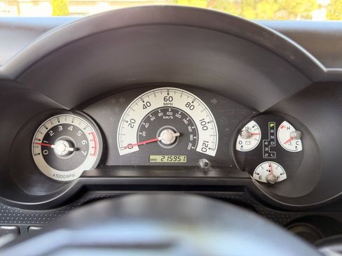 Used 2007 Toyota FJ Cruiser 4WD image 23