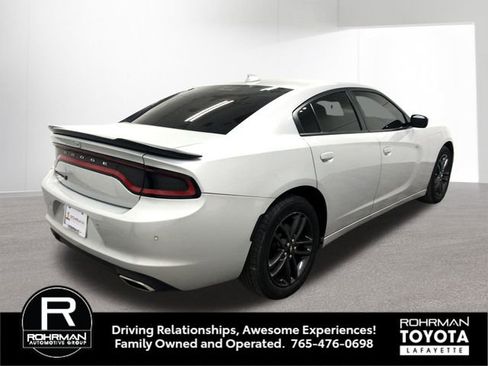 Used 2019 Dodge Charger SXT w/ Blacktop Package AWD/4WD image 6