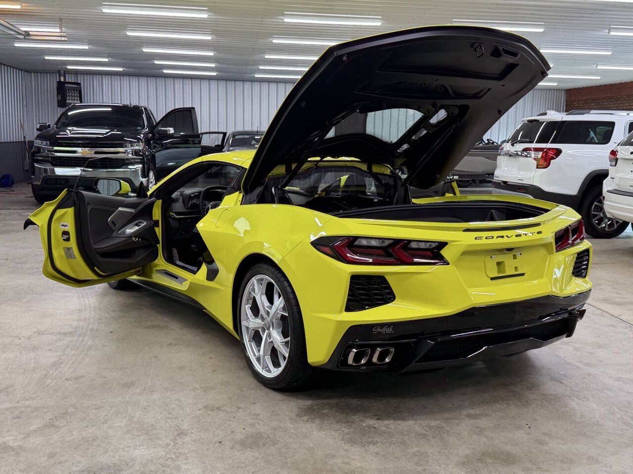 Used 2023 Chevrolet Corvette Stingray Premium Cpe w/ 3LT RWD image 15
