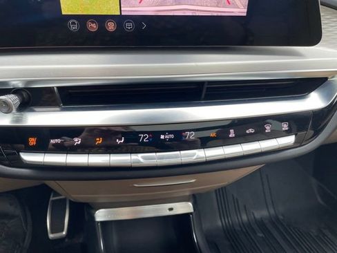Used 2026 Cadillac Lyriq Signature Luxury w/ Nappa Leather Package AWD/4WD image 25