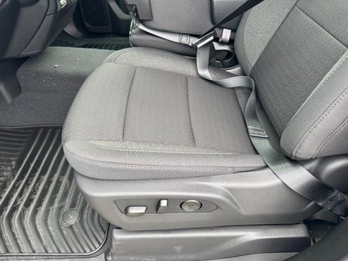 New 2026 Chevrolet Silverado 2500 Custom w/ Custom Convenience Package AWD/4WD image 39