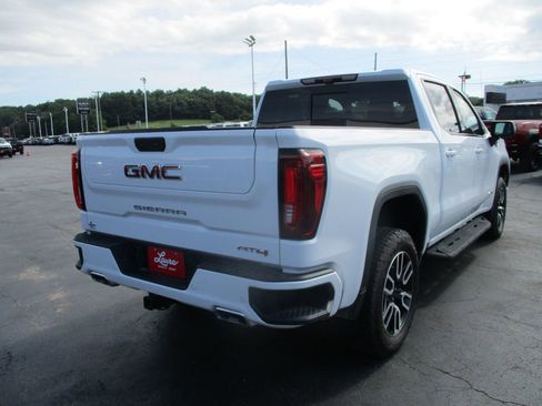 Used 2026 GMC Sierra 1500 AT4 w/ AT4 Premium Package AWD/4WD image 6