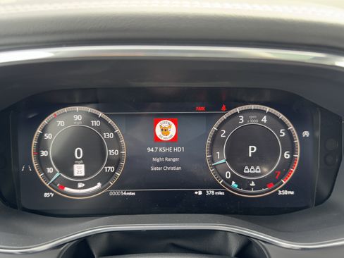 Used 2026 Jaguar F-PACE R-Dynamic S AWD/4WD image 19