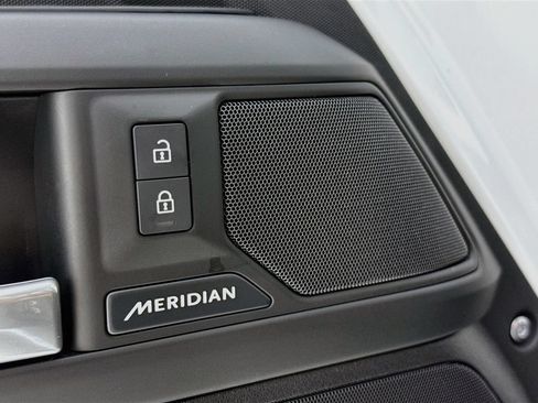 Used 2026 Land Rover Defender 130 S AWD/4WD image 22
