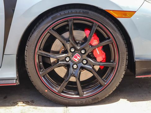 Used 2020 Honda Civic Type R image 9