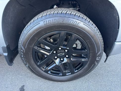 Used 2024 Chevrolet Silverado 1500 RST w/ Convenience Package II image 32