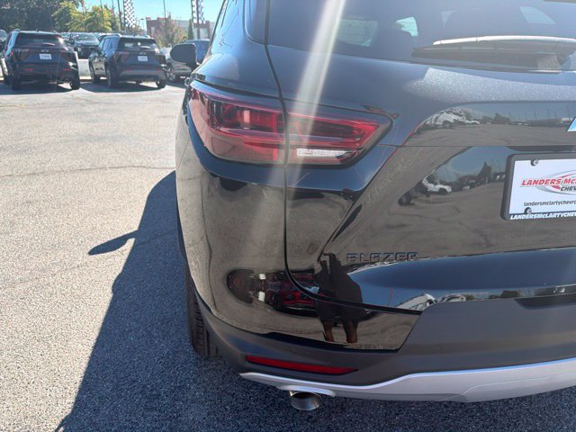 New 2026 Chevrolet Blazer LT w/ Convenience Package FWD image 15