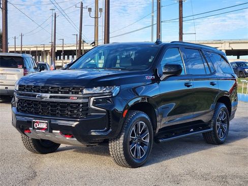 Used 2021 Chevrolet Tahoe Z71 image 3