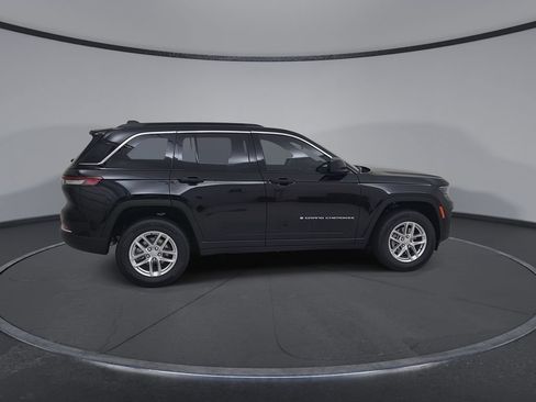 New 2026 Jeep Grand Cherokee Laredo AWD/4WD image 16