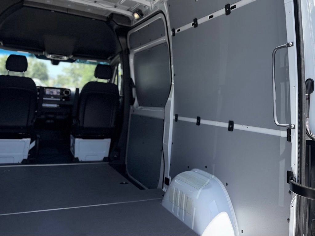 New 2026 Mercedes-Benz Sprinter 2500 image 14