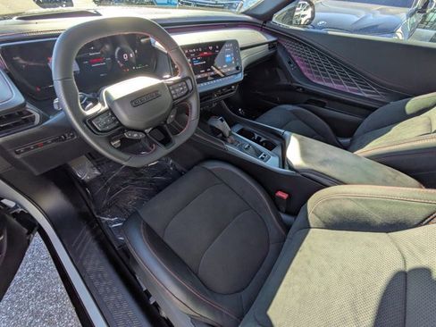 Used 2024 Dodge Charger R/T Scat Pack w/ Plus Group image 11