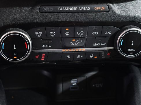 Used 2022 Ford Escape SE w/ Convenience Package image 30