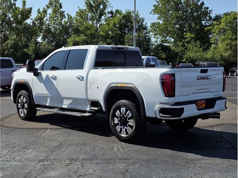 Used 2025 GMC Sierra 2500 Denali w/ Max Trailering Package AWD/4WD image 14