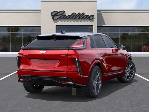 New 2026 Cadillac Lyriq V AWD/4WD image 34