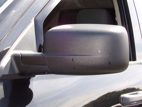 Used 2015 RAM 1500 Express AWD/4WD image 14